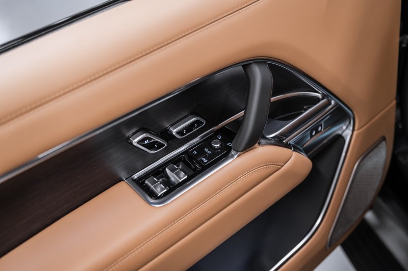 Land Rover Range Rover Autobiography 2025