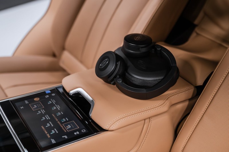 Land Rover Range Rover V — 2026
