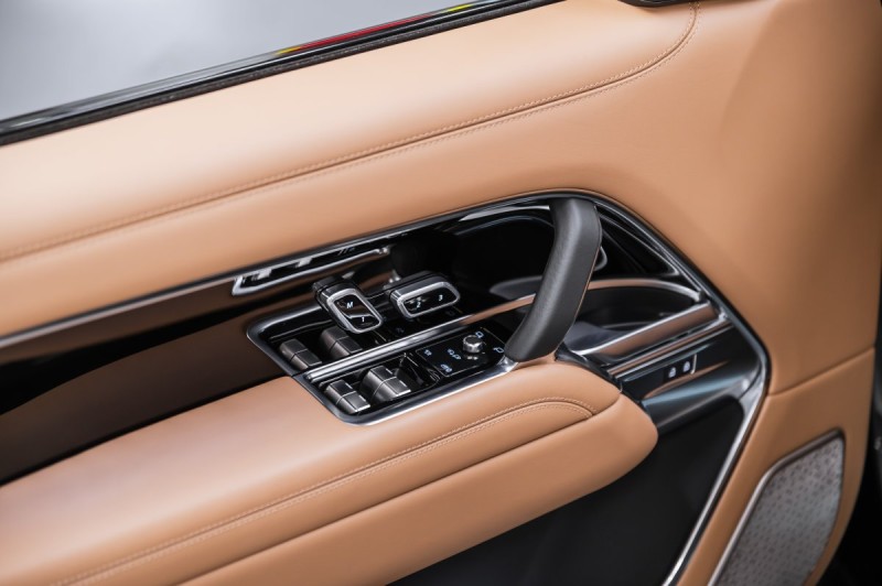 Land Rover Range Rover V — 2026