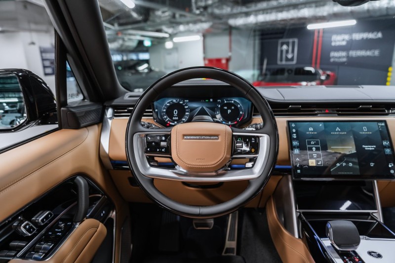 Land Rover Range Rover V — 2026