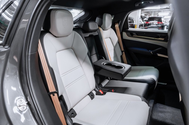 Porsche Cayenne Coupé 2026