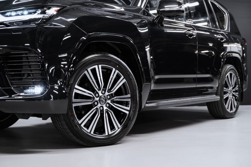 Lexus LX Luxury 2026