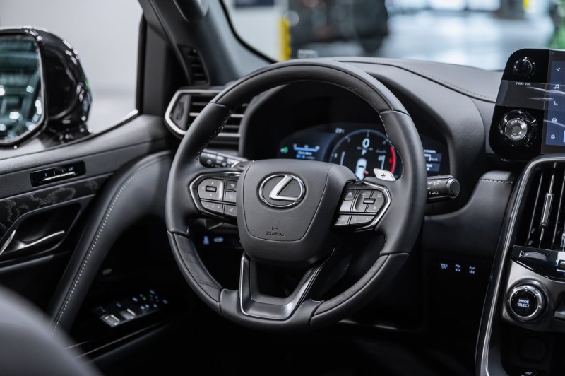 Lexus LX Luxury 2026
