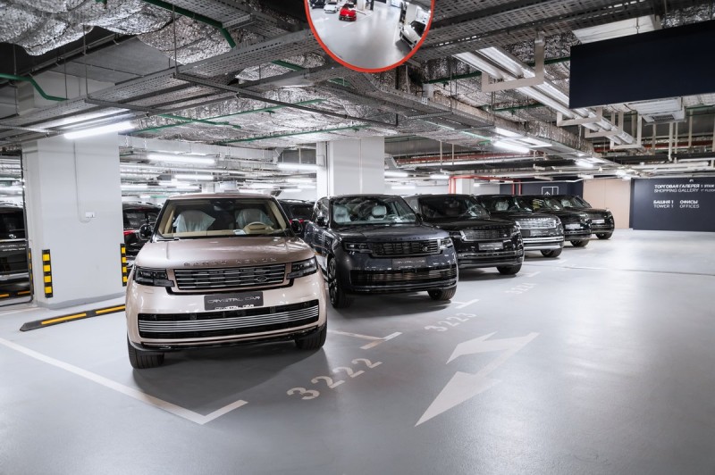 Land Rover Range Rover SV 2026