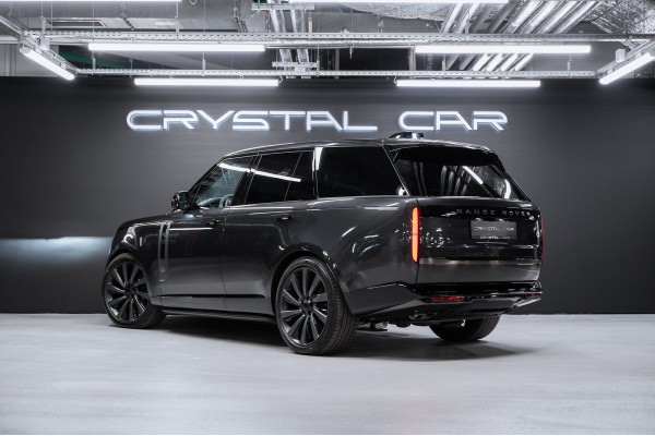 Land Rover Range Rover SV 2026