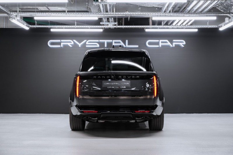 Land Rover Range Rover SV 2026