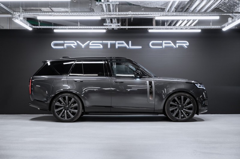 Land Rover Range Rover SV 2026