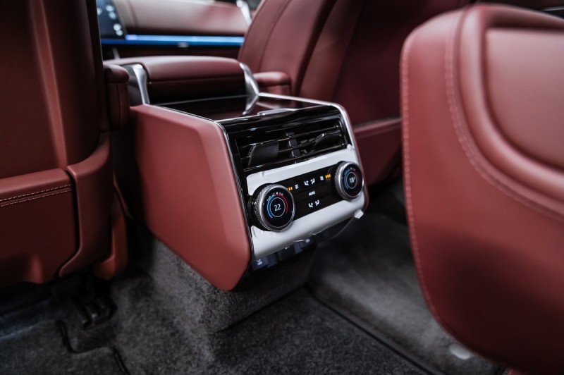 Land Rover Range Rover Autobiography 2026