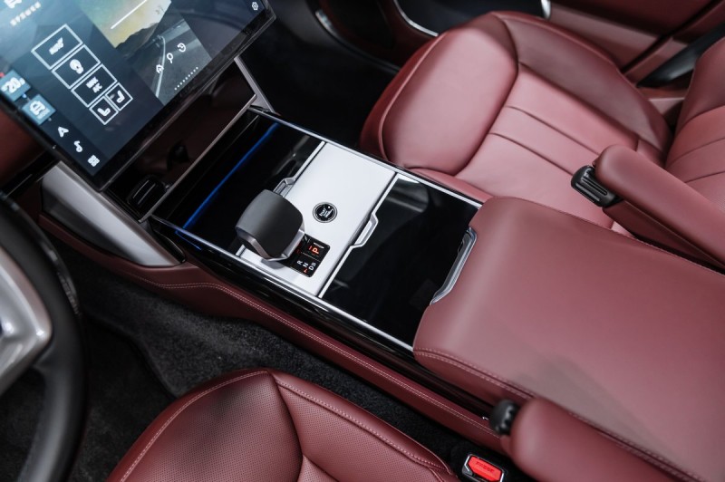 Land Rover Range Rover Autobiography 2026