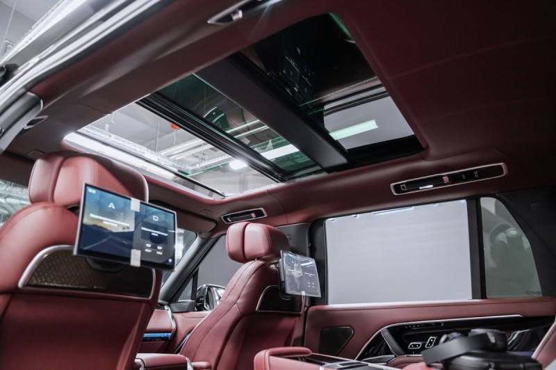 Land Rover Range Rover Autobiography 2026