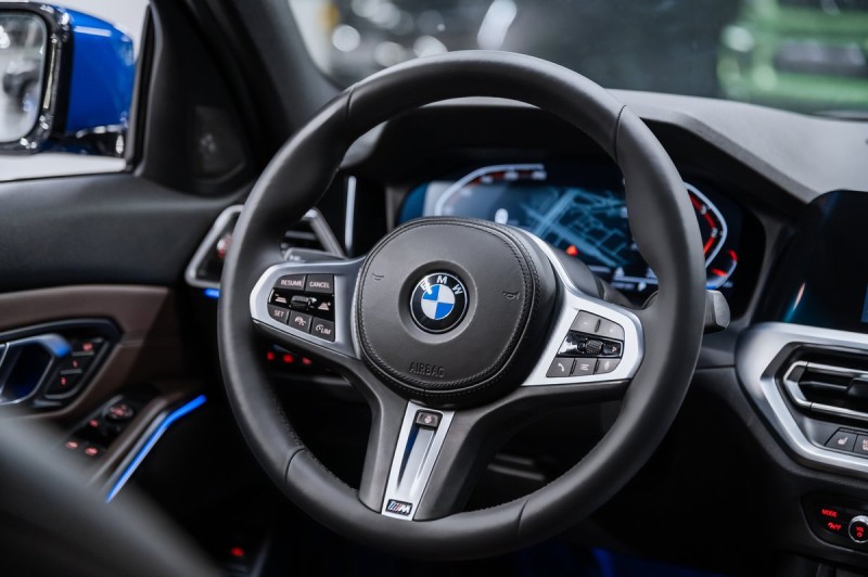 BMW 3 серии  2020