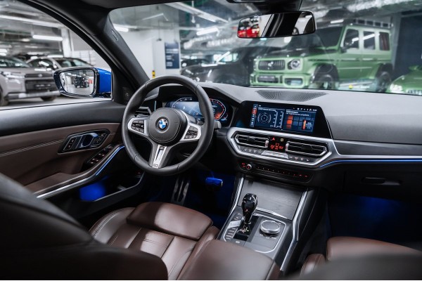 BMW 3 серии  2020