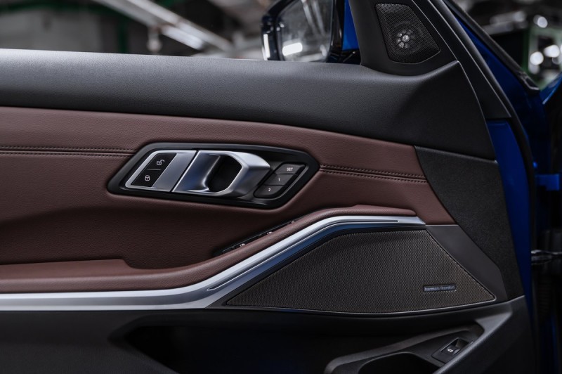 BMW 3 серии  2020