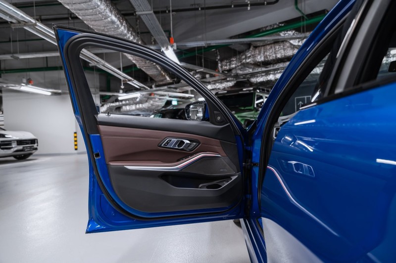 BMW 3 серии  2020