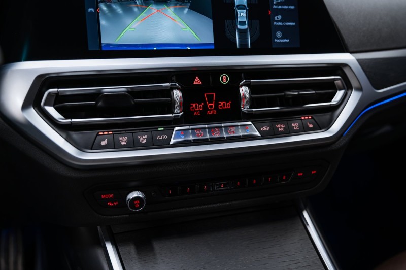 BMW 3 серии  2020