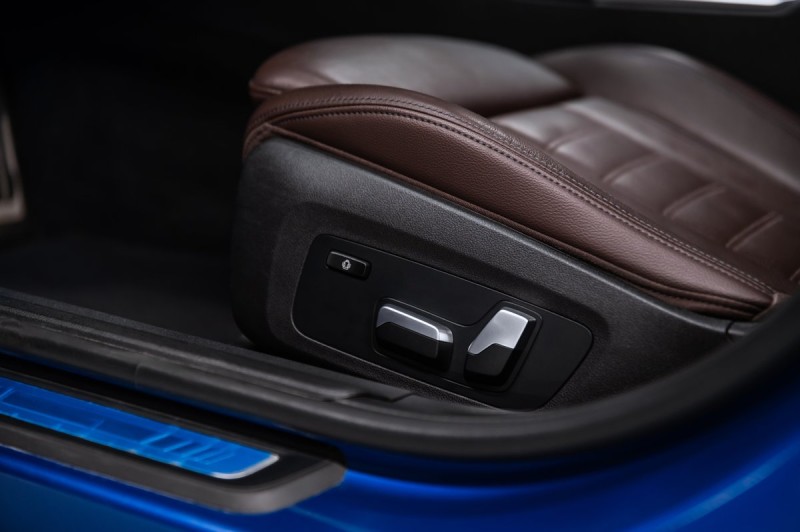 BMW 3 серии  2020