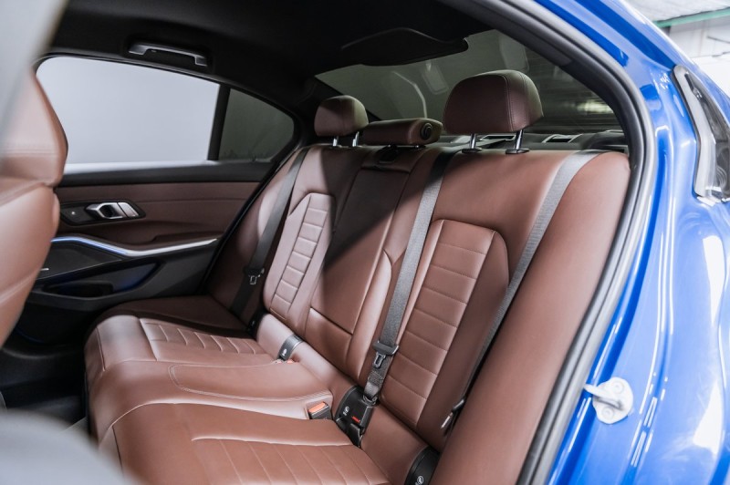 BMW 3 серии  2020