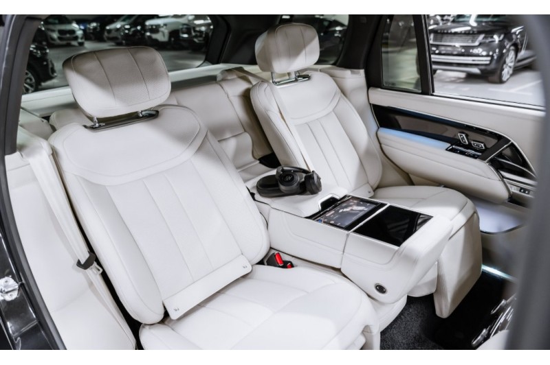Land Rover Range Rover Autobiography 2026