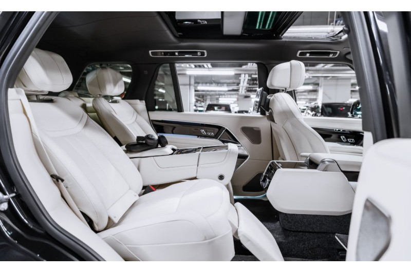 Land Rover Range Rover Autobiography 2026