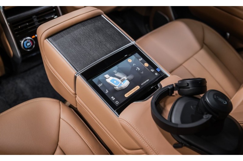 Land Rover Range Rover SV 2026