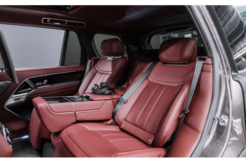 Land Rover Range Rover Autobiography 2026