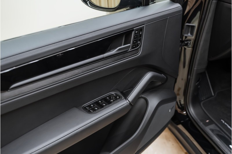 Porsche Cayenne Coupe III рестайлинг — 2026