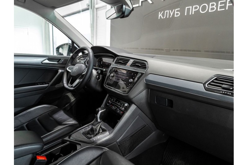 2022 Volkswagen Tiguan Respect