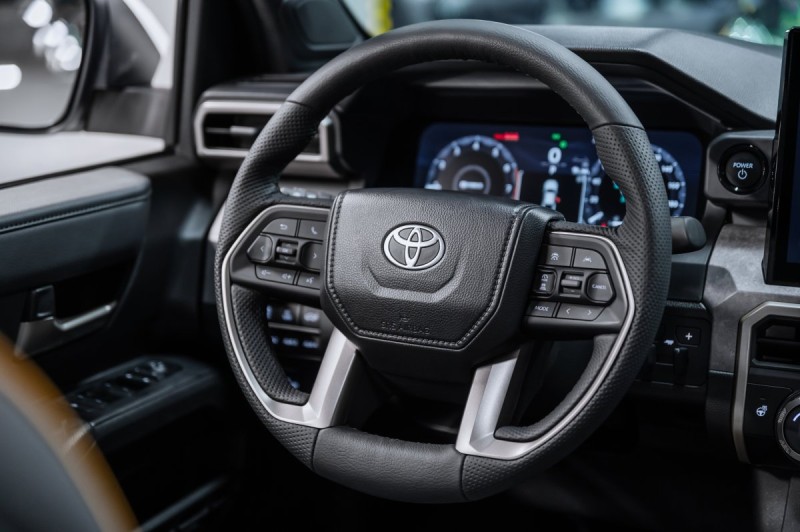 Toyota Tacoma IV — 2025
