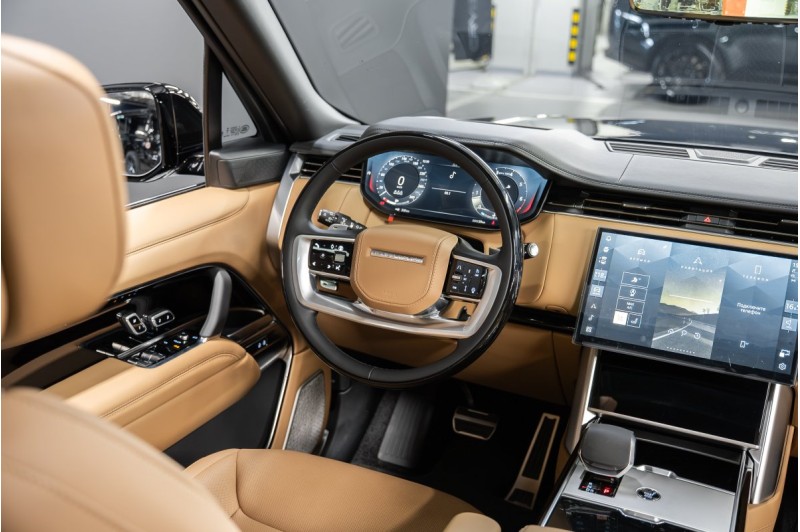 Land Rover Range Rover V — 2026