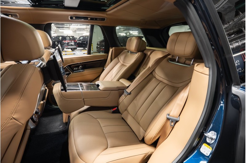 Land Rover Range Rover V — 2026