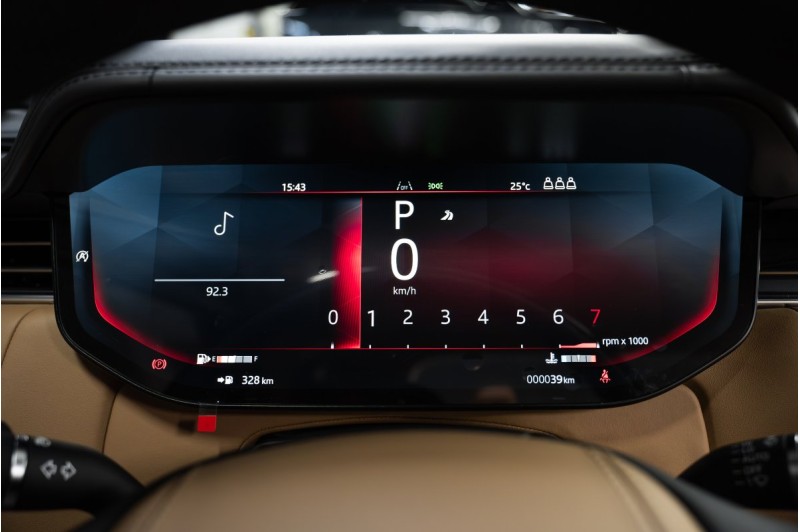 Land Rover Range Rover V — 2026