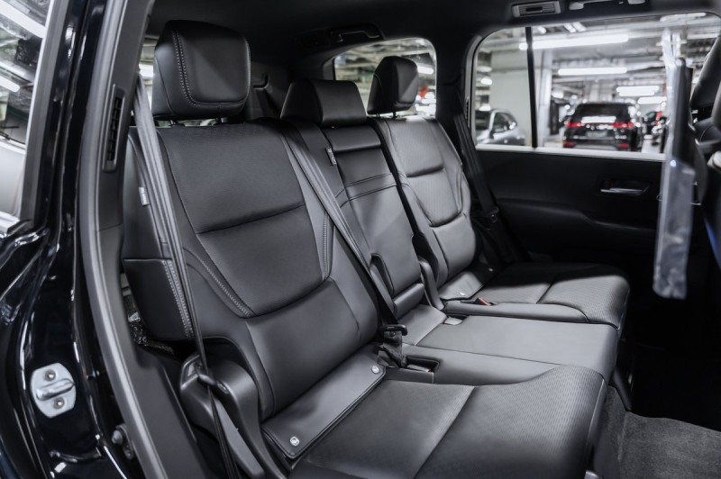 Toyota Land Cruiser Премиум 2026