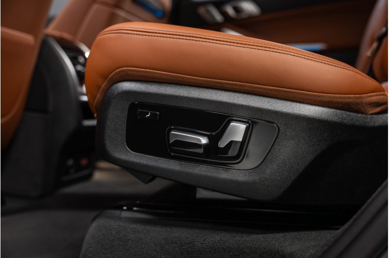 BMW X7 G07 рестайлинг — 2026
