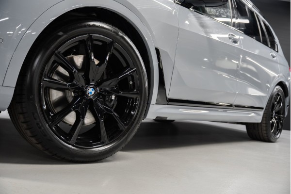 BMW X7 G07 рестайлинг (2022—2026) xDrive40d M Sport Pro - 2026