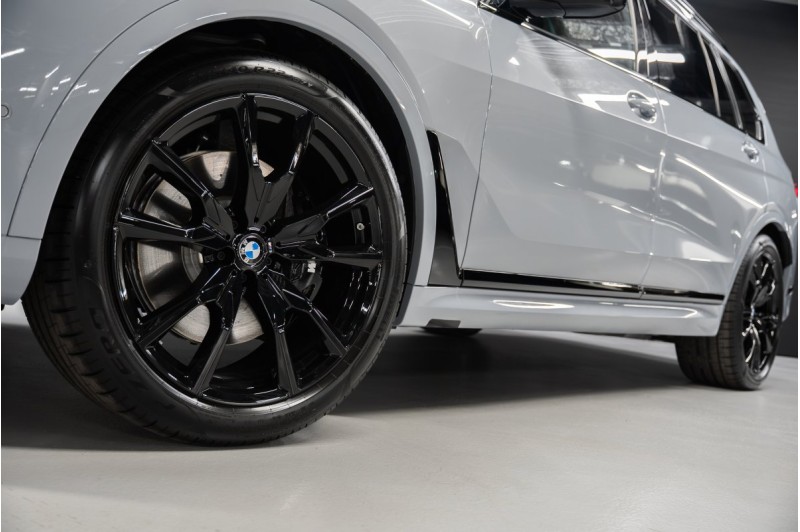 BMW X7 G07 рестайлинг — 2026