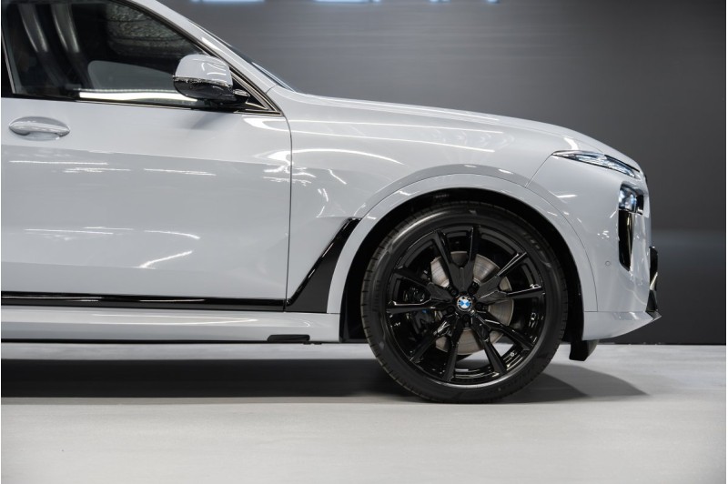 BMW X7 G07 рестайлинг — 2026