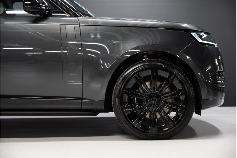 Land Rover Range Rover V — 2026