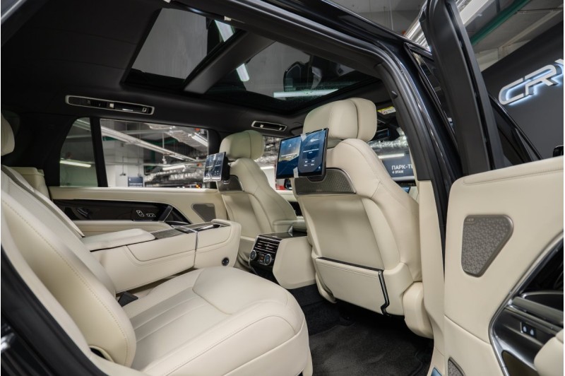 Land Rover Range Rover V — 2026