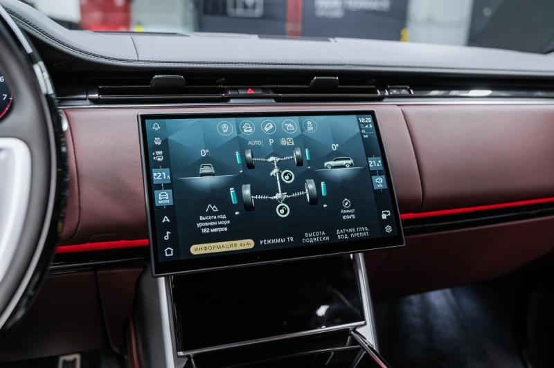 Land Rover Range Rover V — 2026