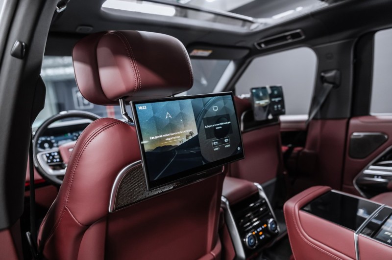 Land Rover Range Rover V — 2026