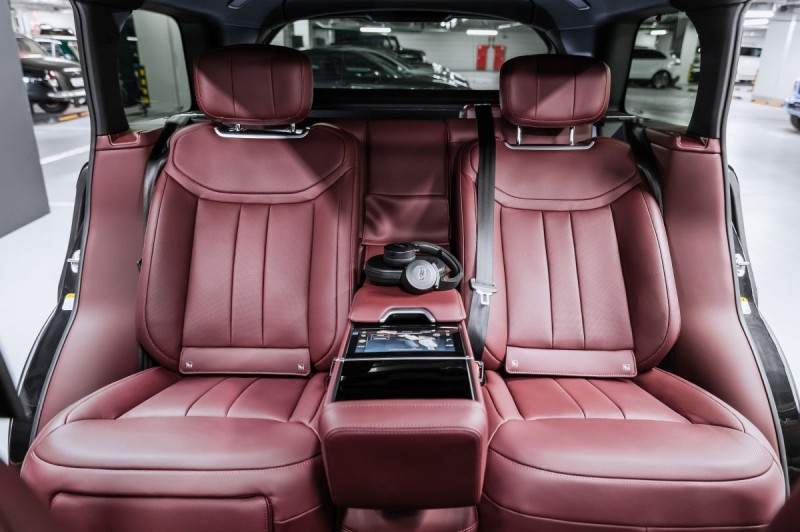 Land Rover Range Rover V — 2026