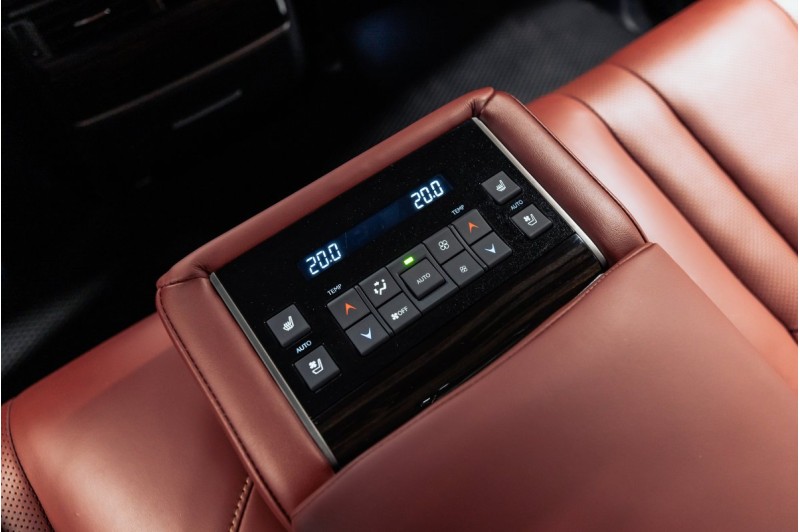 Lexus LX J200 рестайлинг 2 — 2019