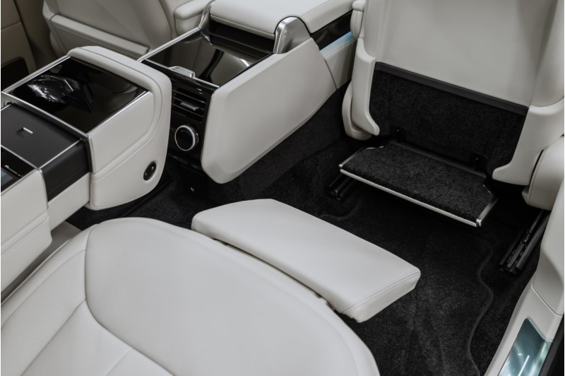 Land Rover Range Rover V — 2026