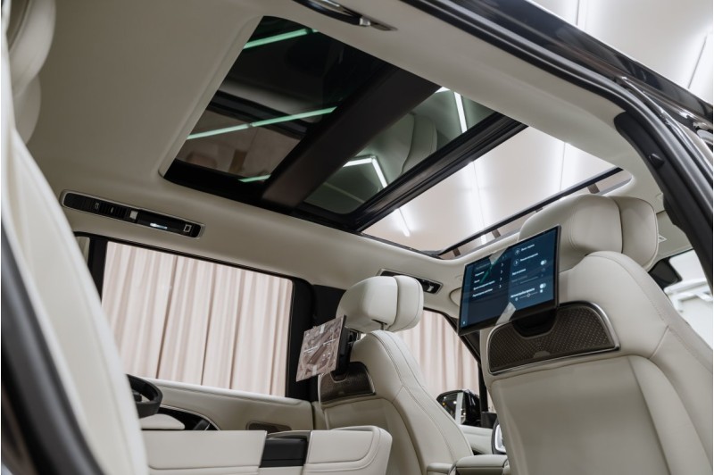 Land Rover Range Rover V — 2026