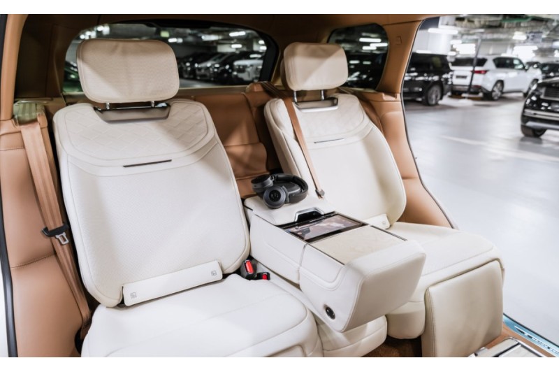 Land Rover Range Rover V — 2025