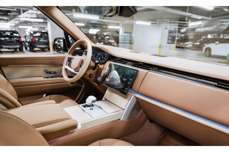 Land Rover Range Rover V — 2025