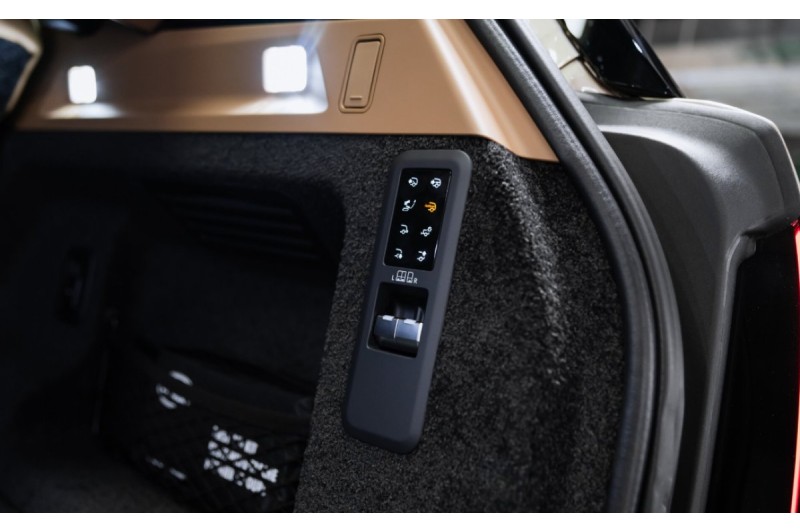 Land Rover Range Rover V — 2025