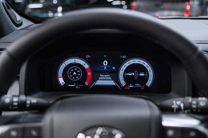 Toyota Land Cruiser 300 — 2026