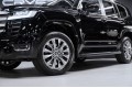 Toyota Land Cruiser 300 — 2026
