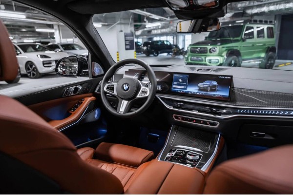 BMW X5 IV (G05/G18) Рестайлинг xDrive40d M Sport Pro - 2026
